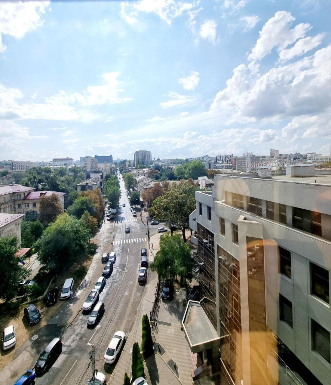 Perfect View Of The City Center Chişinau Exteriör bild